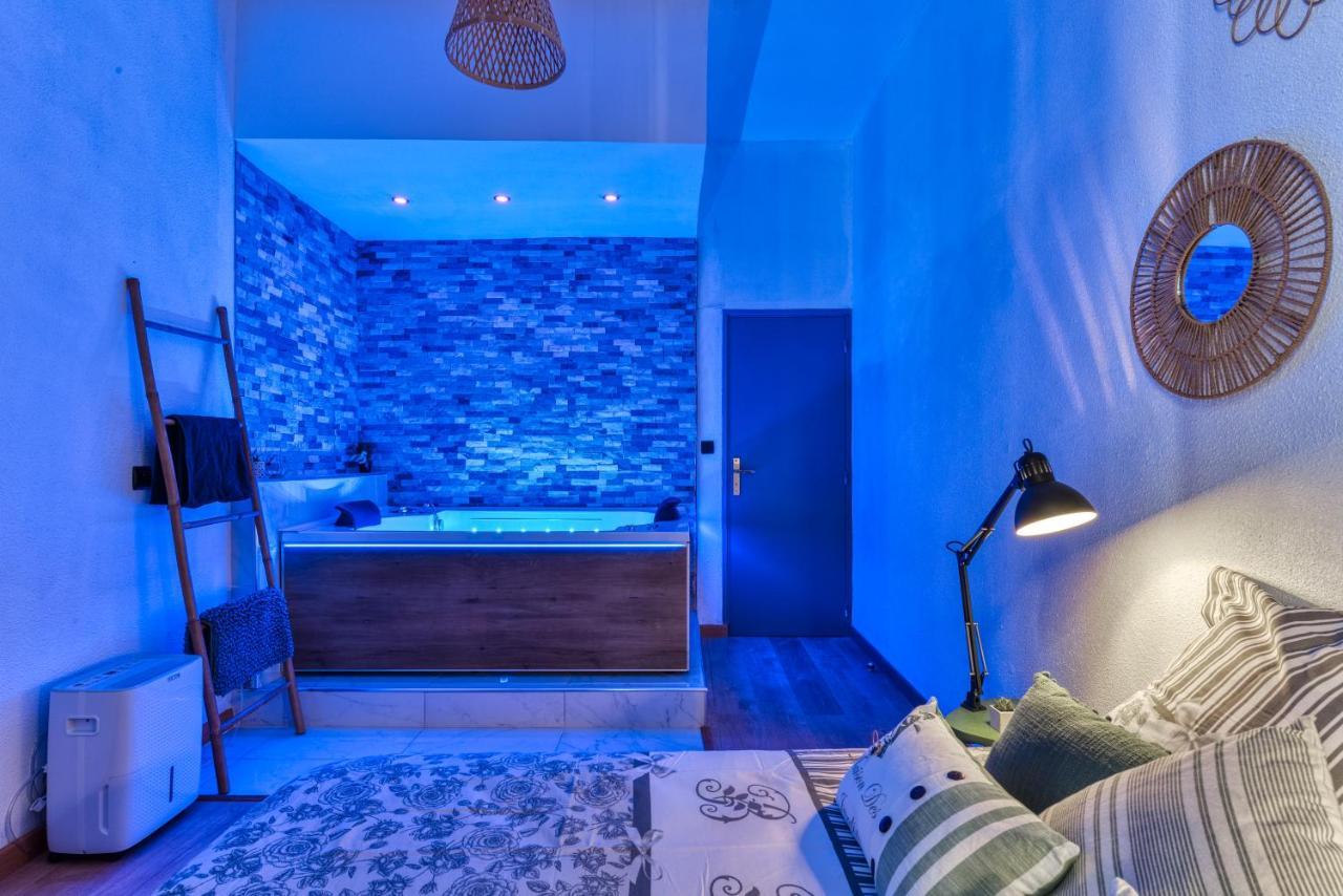 Parenthese Occitane -Wifi - Balneo- Parking Gratuit - Netflix Apartment Carcassone Exterior photo